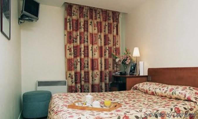 Hotel Le Montana Paris Ruang foto